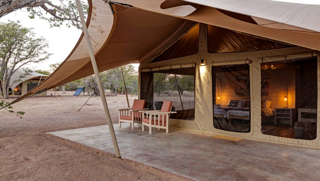 Namibia Twyfelfontein Malansrus Tented Camp Iwanwoskis Reisen - afrika.de